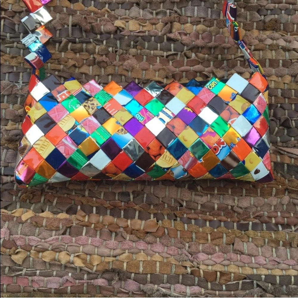 Y2k Girl’s Mexican Candy Wrappers Upcycled Women’s Handbag Handmade Recycled - Picture 5 of 12